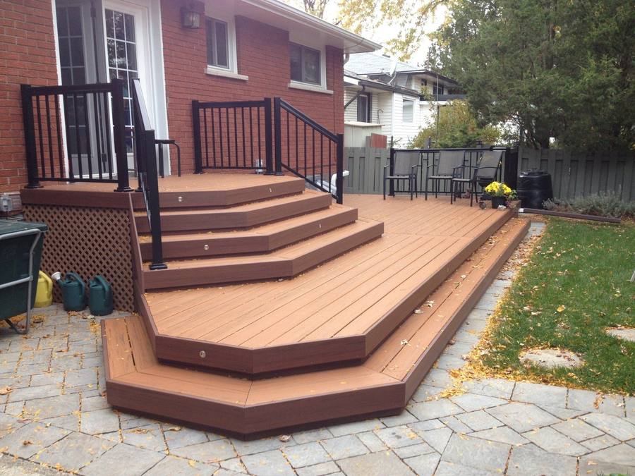 Custom deck, porch and fence build by Absolute Home Creations — project 2